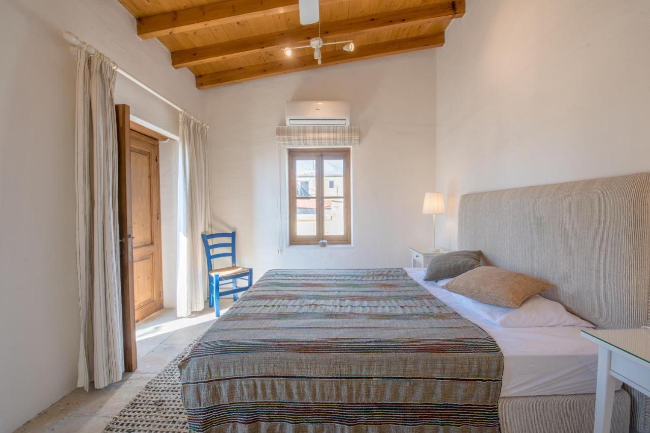 The Carob Tree Villa - Rustic Luxury Home With Access To Pool And Restaurant Lárnaka Kültér fotó